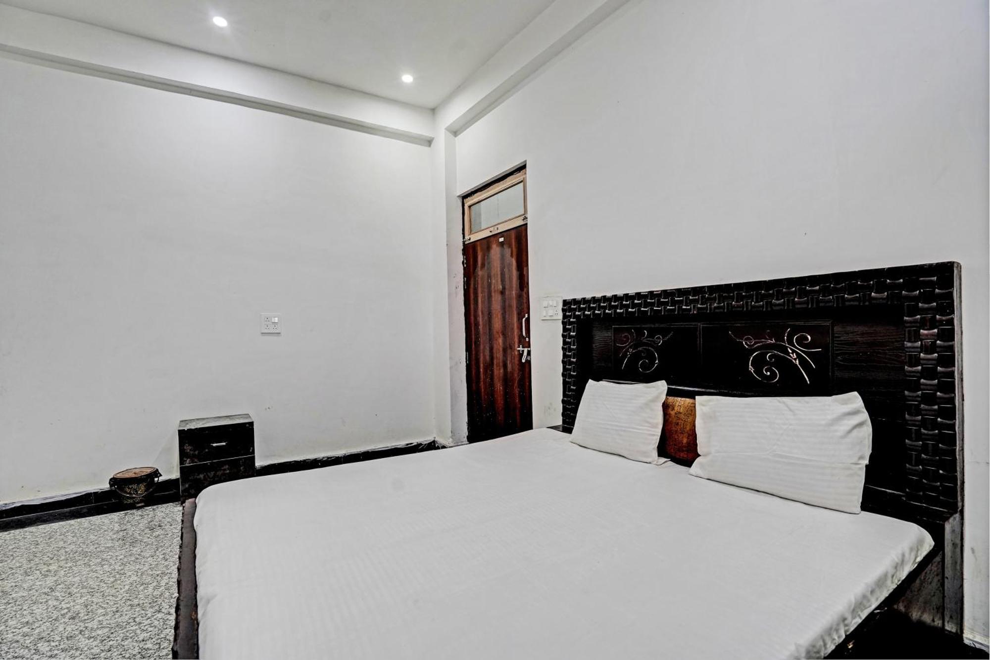 Hotel O Highway Plaza And Resorts 2 Hāthras Buitenkant foto
